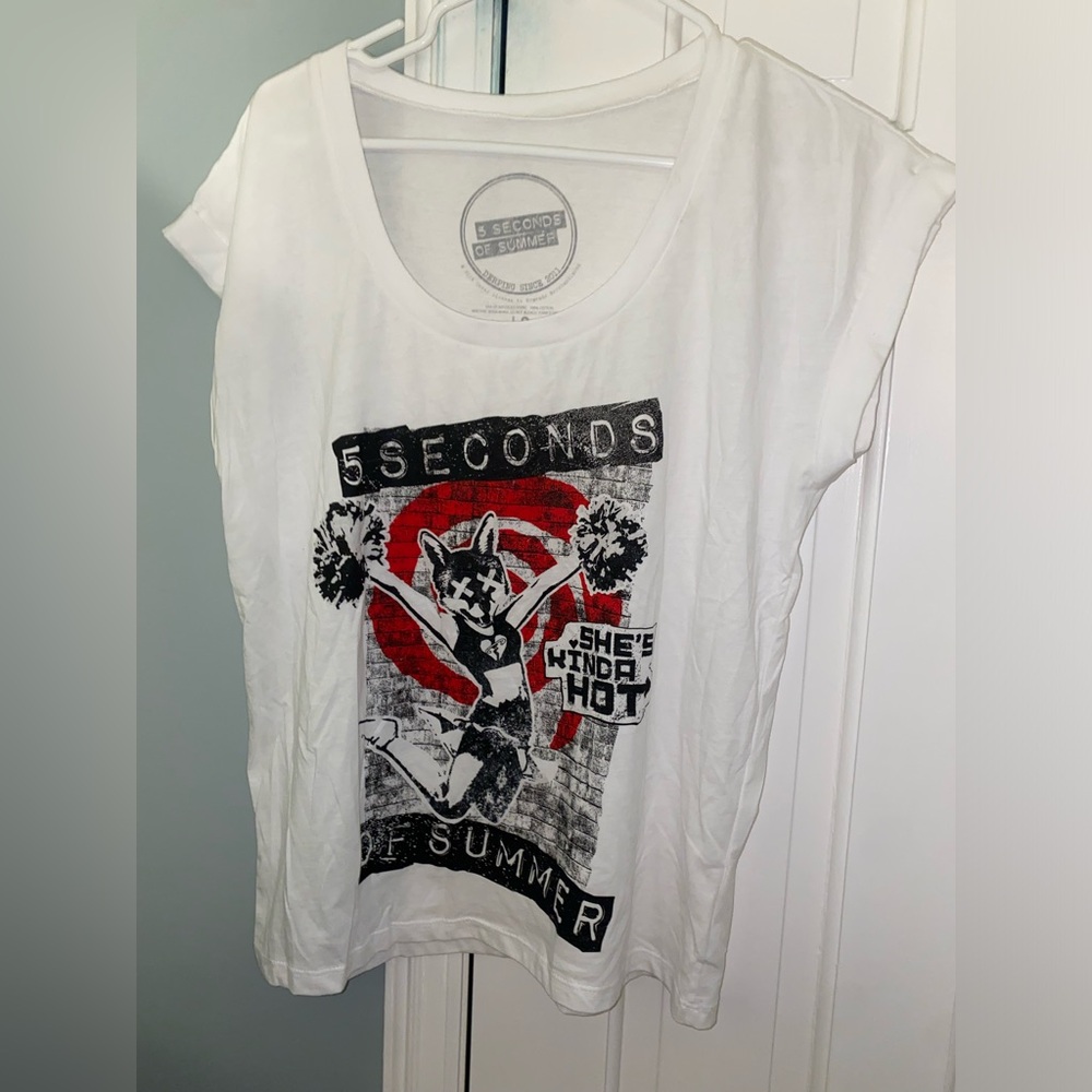 5 Seconds Of Summer She's Kinda Hot Women’s Muscle Top